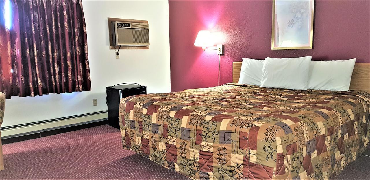 Amerivu Inn & Suites-Avon Eksteriør billede