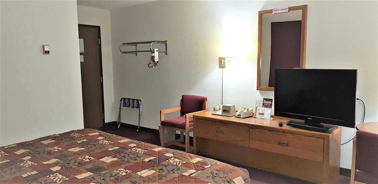 Amerivu Inn & Suites-Avon Eksteriør billede