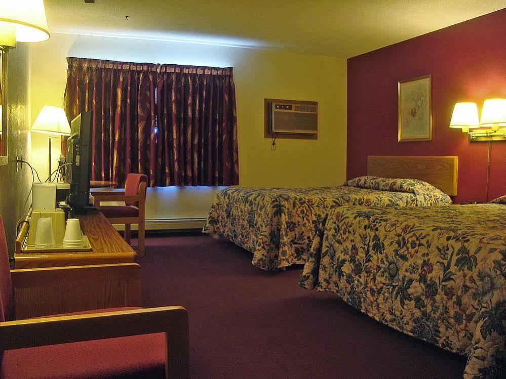 Amerivu Inn & Suites-Avon Eksteriør billede