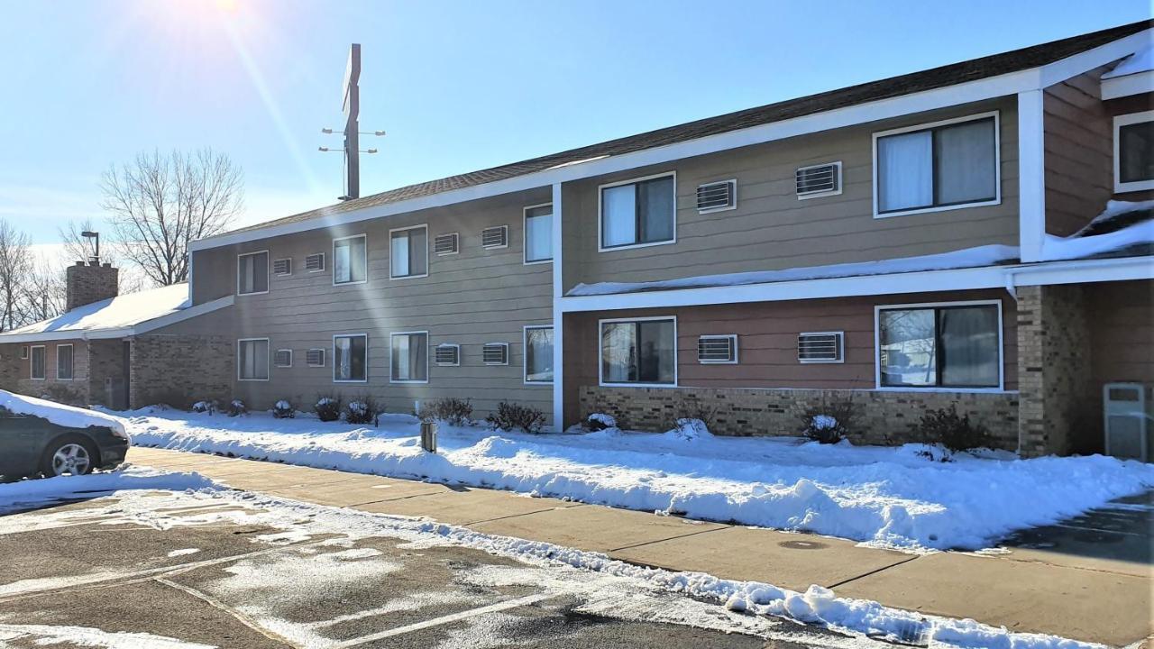 Amerivu Inn & Suites-Avon Eksteriør billede